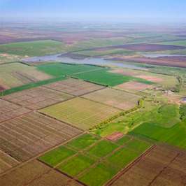  Земли и объекты с/х недвижимости 